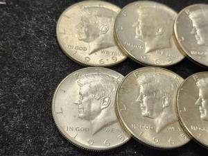GROUP OF 10 US 40% SILVER KENNEDY HALF DOLLARS 1965-1969