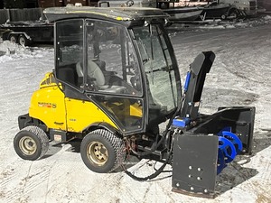 lot 2 image: Hustler 3700 Commercial Snow Removal Tractor