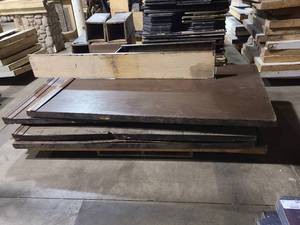 lot 32 image: Pallet of 4 x 8 Wood Background