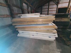 lot 34 image: Pallet of Teal Barn Background 4 x 8