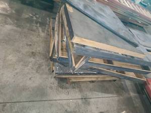 lot 76 image: Pallet of Crater background 70 x 4
