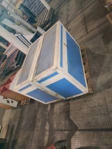 lot 80 image: 2 bluewhite stands 48.5 x 18.5 x 30