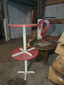 lot 91A image: 4 tables