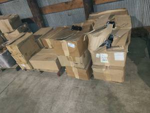 lot 96 image: Array of water bottles and coffee cups