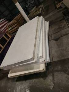 lot 162 image: pallet of white wood 4 x 8