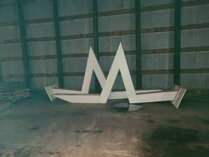 lot 108 image: 15 tall 4 point star