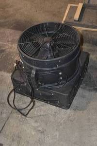 lot 11-94 image: LookOurWay Air Dancers blower