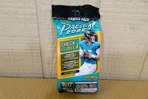 Panini Prestige 2022 60 Football Card Hanger Pack