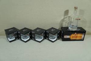 Lucky Shot 25oz Decanter with 4-10oz Glasses with Bullets