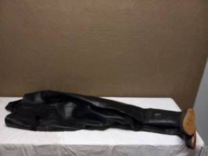 lot 63 image: BATA NEOPRENE BOOT-FOOT WADER WITH STEEL TOES