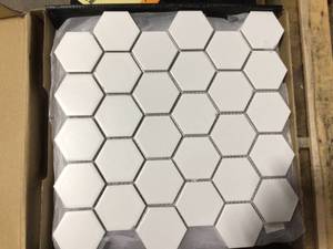 lot 14 image: MSI Domino White Hexagon 12 in. x 12 in. Matte Porcelain Floor and Wall Tile (0.81 sq. ft.Each) 10 cases, Customer return, Review all pictures