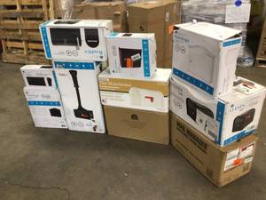 lot 30 image: Mix Lot of Mailboxes, Mail Posts, Customer returns, Review all pictures