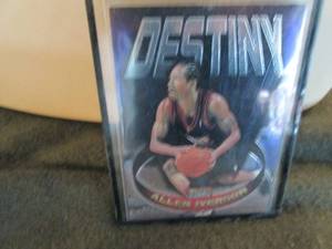lot 15 image: 15. 1998 Topps Chrome Allen Iverson...
