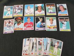 lot 36 image: 36. 1979 Topps Baseball Cards...