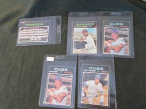 lot 38 image: 38. 5 1971 Topps Cards...