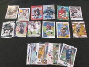 lot 63 image: 63. 25 Football Rookie Cards...