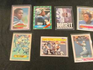 lot 138 image: 138. 1980 - 1986 Topps Tony Dorsett...