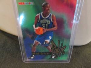 lot 143 image: 143. 1996-97 Hoops Kevin Garnett Ro...