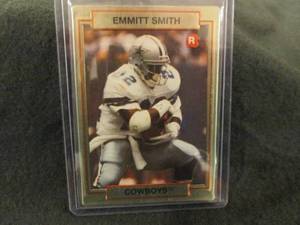 lot 155 image: 155. 1990 Emmitt Smith Action Packe...