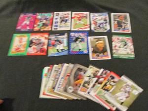 lot 194 image: 194. 40 Football Star Cards...
