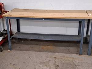 lot 93 image: 6 Wood Top  Metal Table