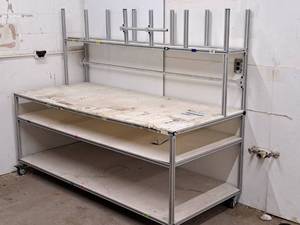 lot 98 image: Rolling Workstation