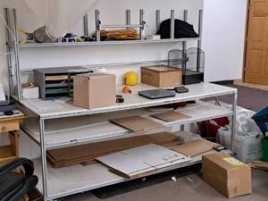lot 100 image: Rolling Workstation