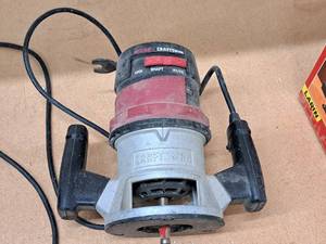 lot 111 image: Sears Craftsman 315.17504 Router