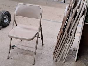 lot 117 image: Lot of (5) Metal Folding Conference Chairs