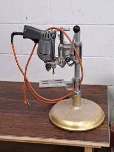 lot 313 image: 20 Custom Drill Press