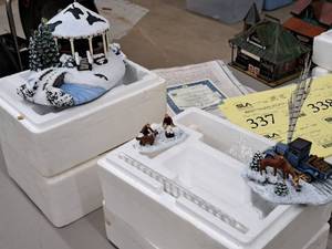 lot 340 image: Lot of (2) Terry Redlin Winter Memories Village Collection Christmas Table Dcor