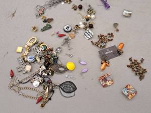 lot 360 image: Lot of  Costume Jewelry - Earrings, Pendants and Bracelets