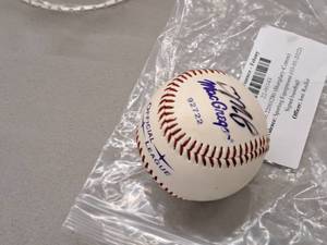 lot 390 image: Signed Baseball
