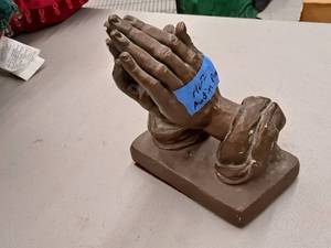 lot 439 image: Praying Hands Statue