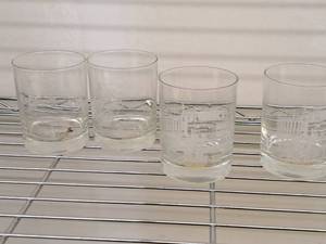lot 467 image: Lot of (8) 4 Mack Truck Bulldog Tumbler Glasses