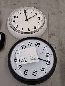 lot 142 image: Lot of (2) 13 Battery Wall Clocks