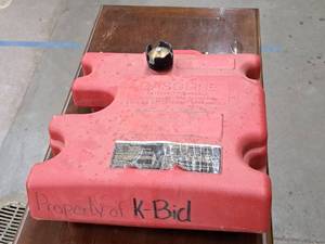 lot 129 image: Plastic Gas Can