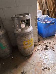 lot 73C image: Fork Lift Tank (empty)
