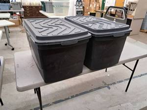 lot 518 image: Lot of (2) Plastic Storage Bin with Lid