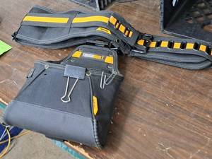 lot 182 image: Clip Tech Toughbuilt Tool Belt
