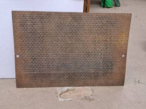 lot 191 image: Dock Plate 48x34