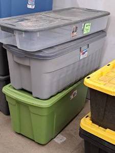 lot 522 image: Lot of (3) Plastic Storage Bin with Lid