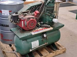 lot 317 image: Champion Honda GX340 Air Compressor
