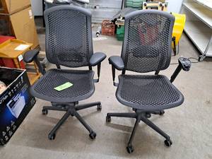 lot 232 image: Lot of (2)&nbspHERMAN MILLER CELLE OFFICE CHAIRS