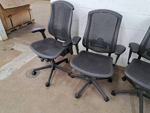 lot 234 image: Lot of (2)&nbspHERMAN MILLER CELLE OFFICE CHAIRS