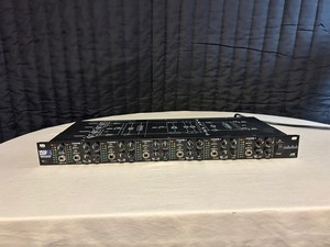 lot 37 image: ART HeadAmp6Pro 6-channel Headphone Amplifier
