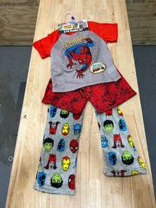 lot 97 image: MARVEL COMICS 3-PC Pajama Set- Size 10