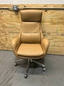 lot 4 image: GLITZHOME Adjustable High-Back Office Chair Executive Swivel Chair PU Leather, Camel
