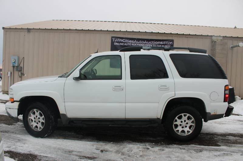 lot 9A image: 2005 Chevrolet Tahoe - 4X4