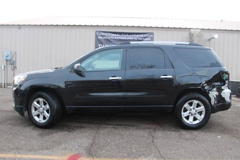 lot 6V image: 2014 GMC Acadia SLE - 2 OWNERS